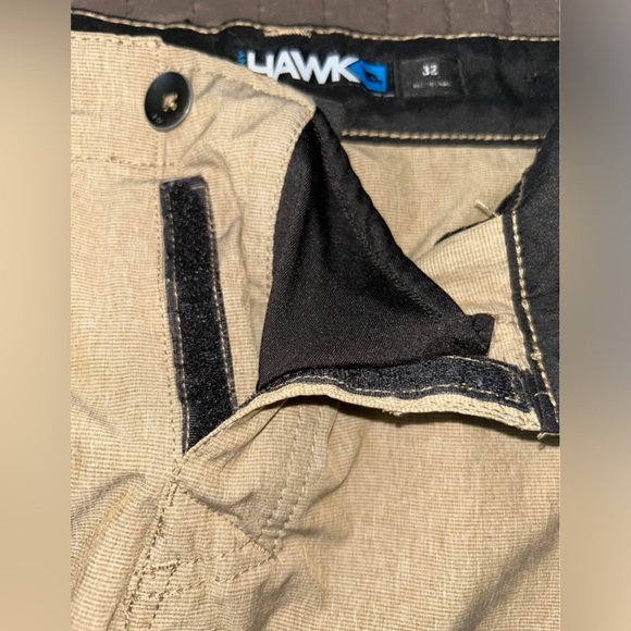 Tony Hawk tan Board Shorts size mens 32 - Picture 5 of 5